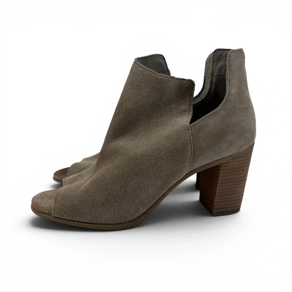 Steve‎ Madden Nellie Taupe Suede Peep Toe Cutout Block Heel Booties Women's 6